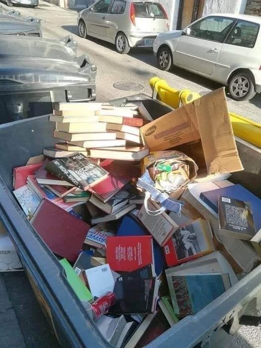 archistar1's tweet image. Un ignorante trova sempre un modo per esserlo.