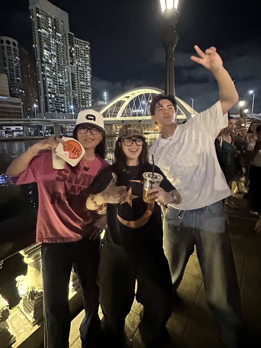 nianaguerrero's tweet image. new vlog tmrw 🤓🤓🤓 @rainraincelmar @jarrenglorious
