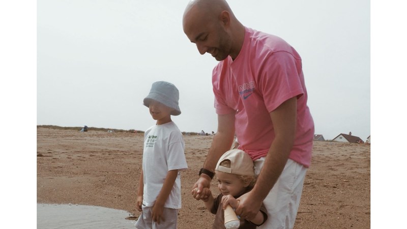 AutismEastMids's tweet image. 💙 Meet Ben

Ben is taking on the London Marathon 2026 to raise £1,500 for Autism East Midlands, inspired by his incredible sons, Billy and Jude.

Let’s help him raise awareness and support for families like his.

👉 Donate here: bit.ly/4nlrgau

#AEM #RunningForACause