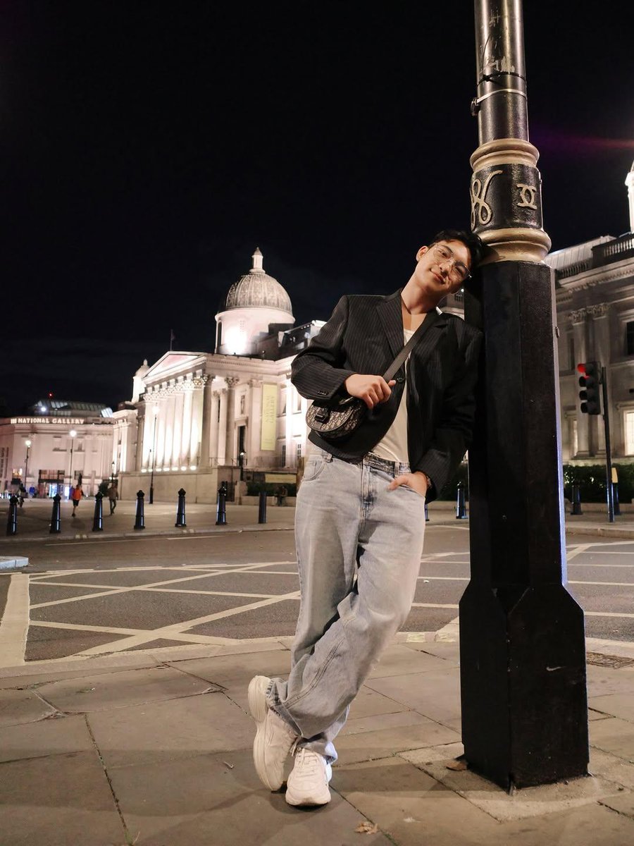 We are loving these glimpses of Darren in the UK🇬🇧

See full post here:
instagram.com/p/DOOPakOCXkx/…

#DARREN <a href="/Espanto2001/">Darren</a>
