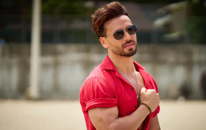 Baaghi 4 movie poster featuring Tiger Shroff and Harnaaz Sandhu