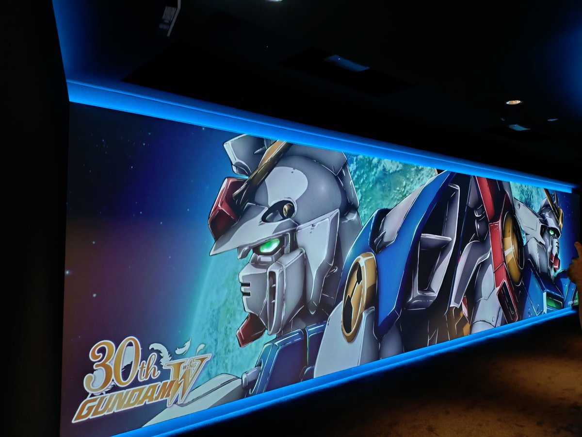 bisusan's tweet photo. 映画館で観るエンドレスワルツ最高すぎた https://t.co/ZifNvHM4Ai