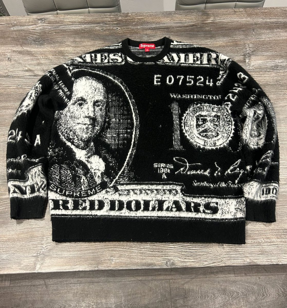 Hate the dollar so much i’m selling my jumper to buy cryptocurrency.