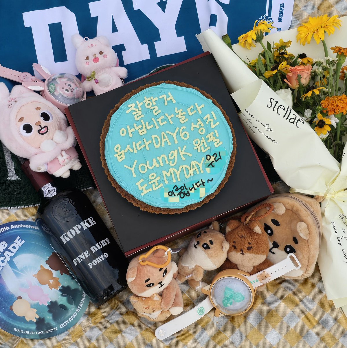 summerofday6's tweet photo. 2025년 잊을 수 없는 기억 !!!!!! ❤️🌉🍀✨️
10주년 축하해 데이식스 사랑해 ! https://t.co/tp5L5Ubwtr
