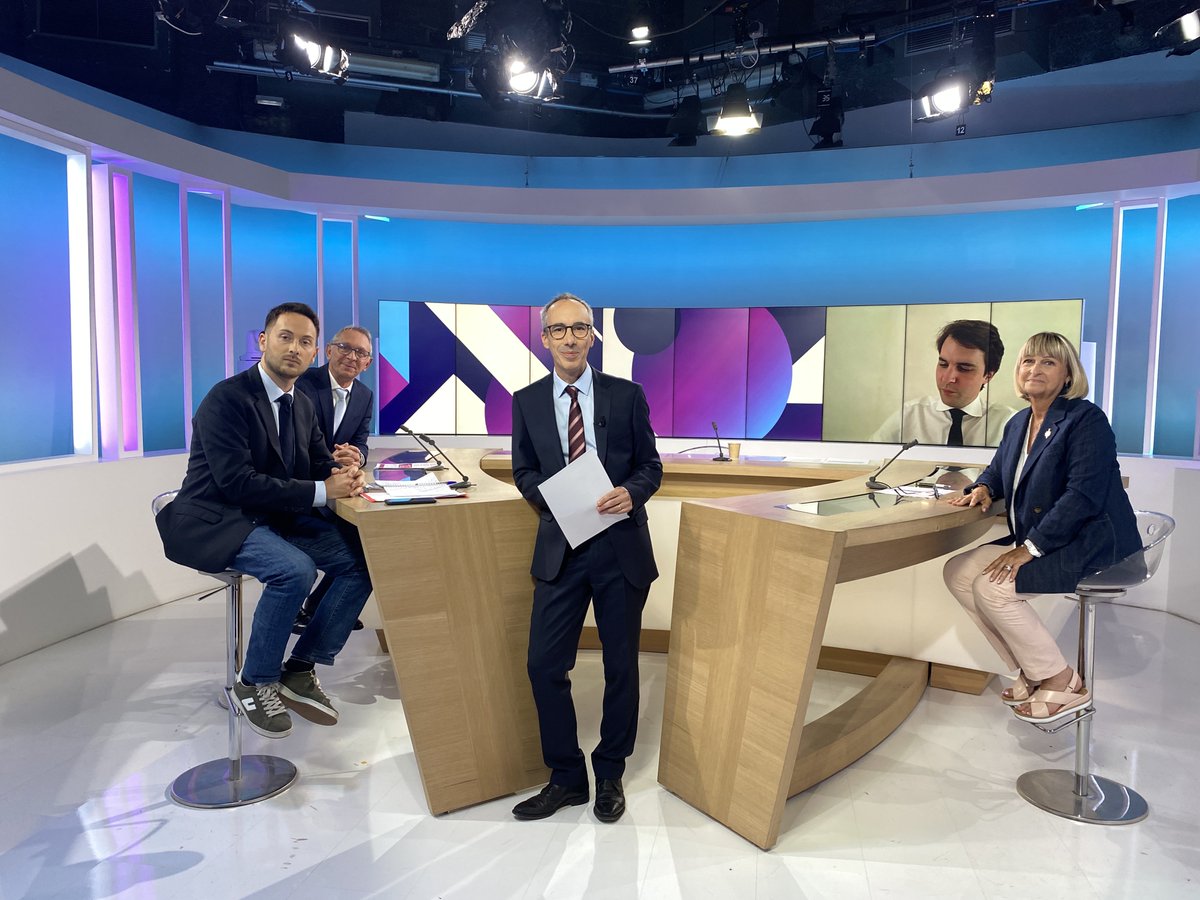 🔵 Rentrée de #DIMPOL en Limousin

François Clapeau accueille les députés du Limousin pour cette première émission Dimanche en Politique de la saison 2025/2026. 

A retrouver sur la plateforme france.tv 

#Bayrou #rentreepolitique #Municipales2026