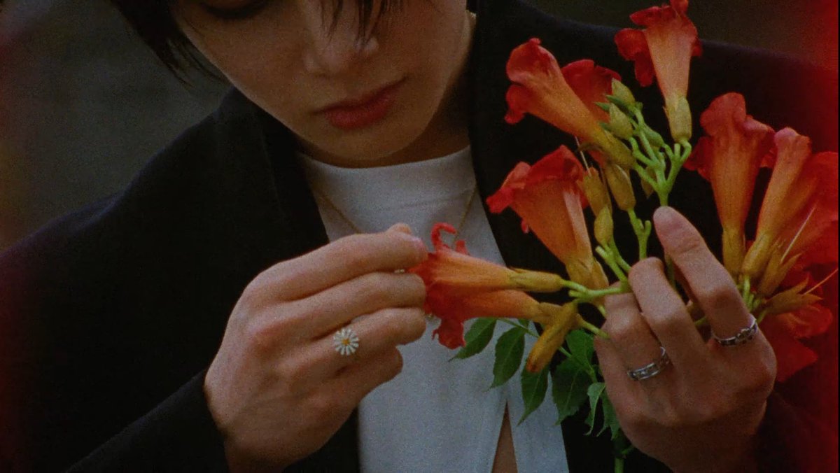 dailyinnieluv's tweet image. ‘CREED’ I.N