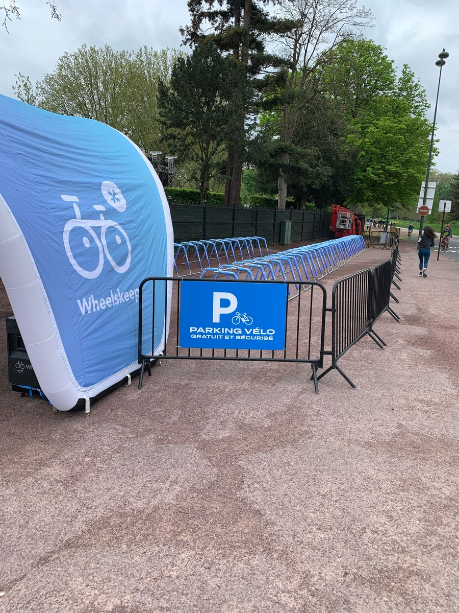 Wheels_Keep's tweet photo. 🚴#Wheelskeep est à #ParisLongchamp 🐎
🚴♀️ Venez à vélo dans notre #parkingvélo sécurisé #Guarded #surveillé 🚴🚴♂️🔐
🗓️ Le 07/09/2025 de 11h30 à 19h30 🛴🚴
#QPAT #ParisLongchamp #Free #Guarded #surveillé
🔗lien ci-dessous pour vous y rendre
https://t.co/dEpujnpQNU https://t.co/ofCyMQE3s3