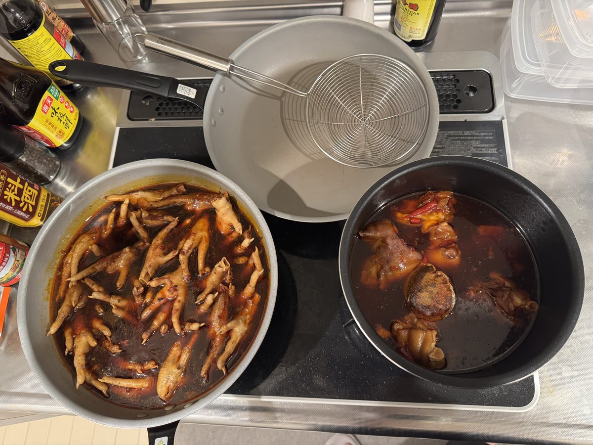 明天火锅局，香辣猪蹄鸡爪卤起来