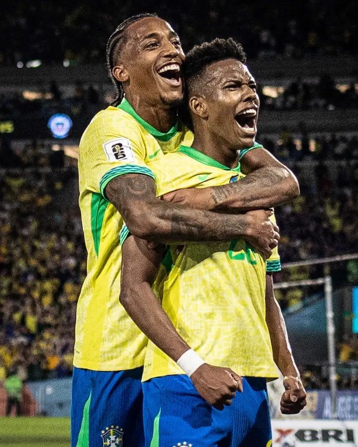 Hey, boys  Estevao &amp; Pedro, come and play for Uganda cranes ba dear