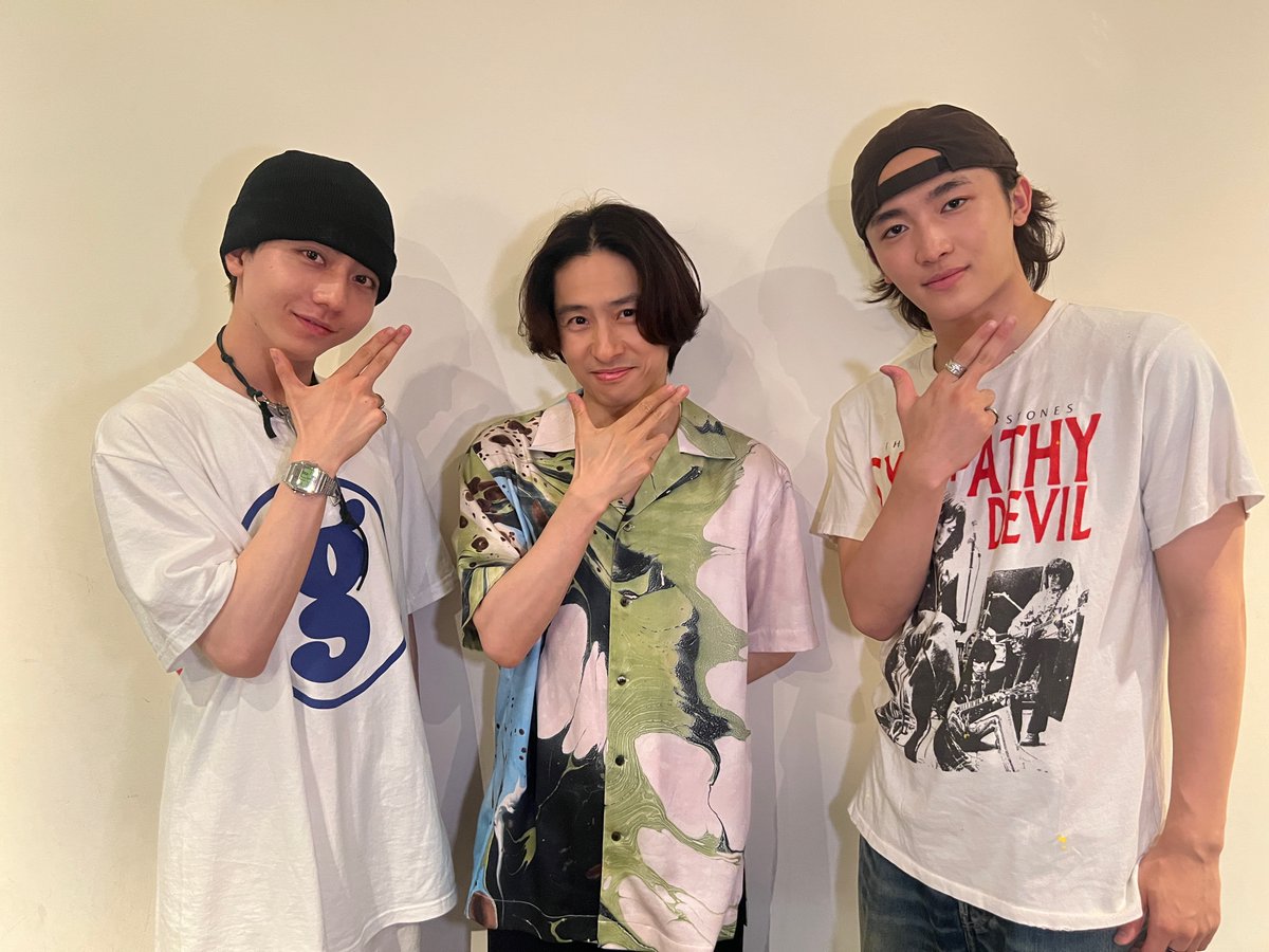 #三宅健 <a href="/kenmiyake_idol/">三宅健</a> が担当する
#FMヨコハマ「 Sunday Ride with Ken 」

先週に引き続き
#原因は自分にある。から #長野凌大 さん &amp; #桜木雅哉 さんをお迎えしました!!

<a href="/genjibu_sdr/">原因は自分にある。</a>

「LLL」の制作秘話!!
自分を磨くために今すべきことは?!

radiko.jp/share/?sid=YFM…

#三来軒🍜