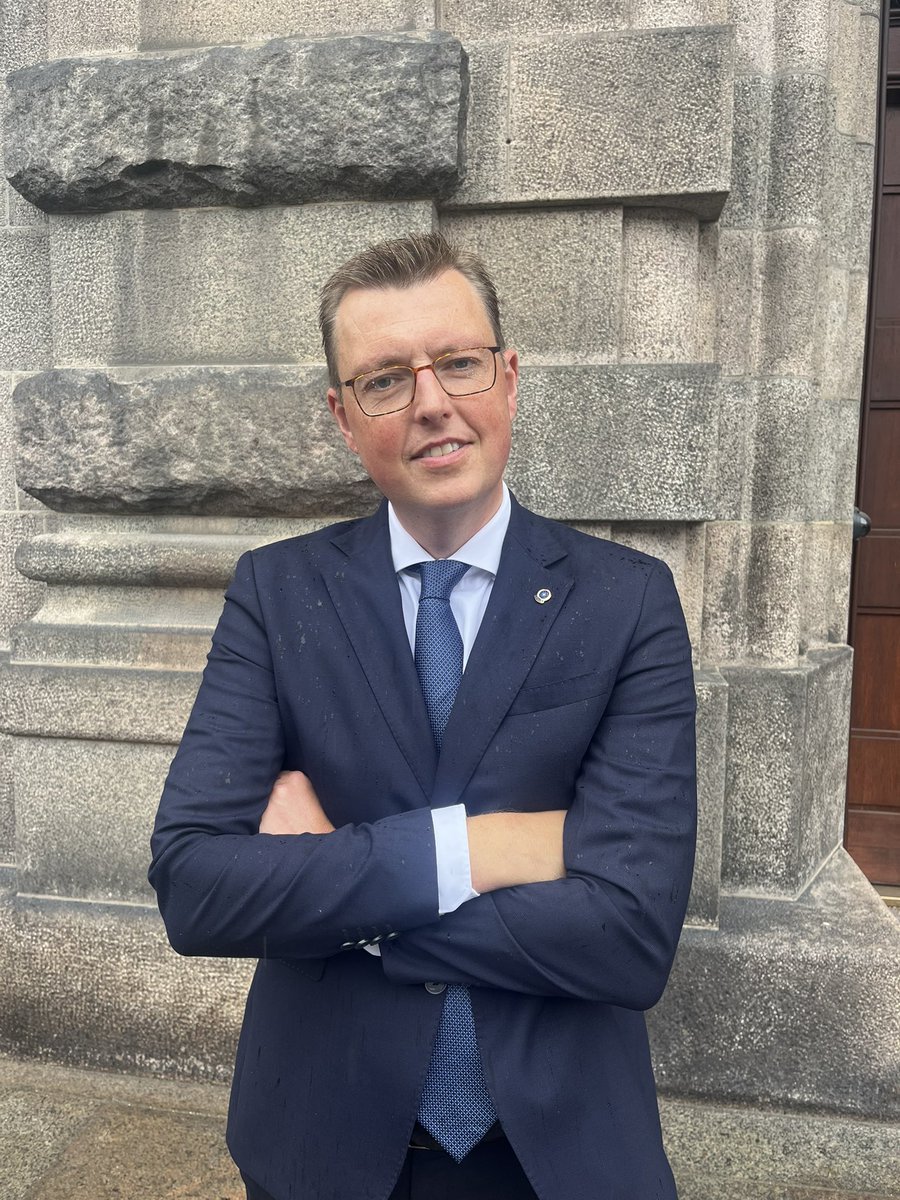 💥 Mens vi gør, hvad der skal til for danskernes tryghed, tøver Alternativet og Enhedslisten når vi vil sætte fart på at etablere ny ammunitionsfabrik. 
Fred og frihed kræver handling – ikke snak. 🇩🇰💪#dkpol #forsvar