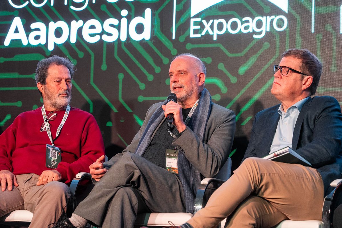 AacaArg's tweet photo. 🌱En el marco del Congreso de Aapresid 2025, la Alianza para la Acción Climática Argentina participó  en el Panel institucional: 

👉🏻“Alianza para la Acción Climática  Argentina: Contribuciones del sector agroalimentario”

#CongresoAapresid #CódigoAbierto #AgriculturaSustentable https://t.co/p8KWZSMqD0