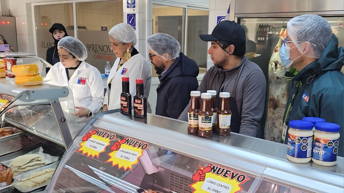 Verificar la procedencia, rotulado y correcto almacenamiento de los productos cárnicos🥩 son algunas de las recomendaciones entregadas por <a href="/sagchile/">SAG</a> Magallanes y autoridades de #ÚltimaEsperanza en actividad de fiscalización de carnicerías previo a #FiestasPatrias 🇨🇱