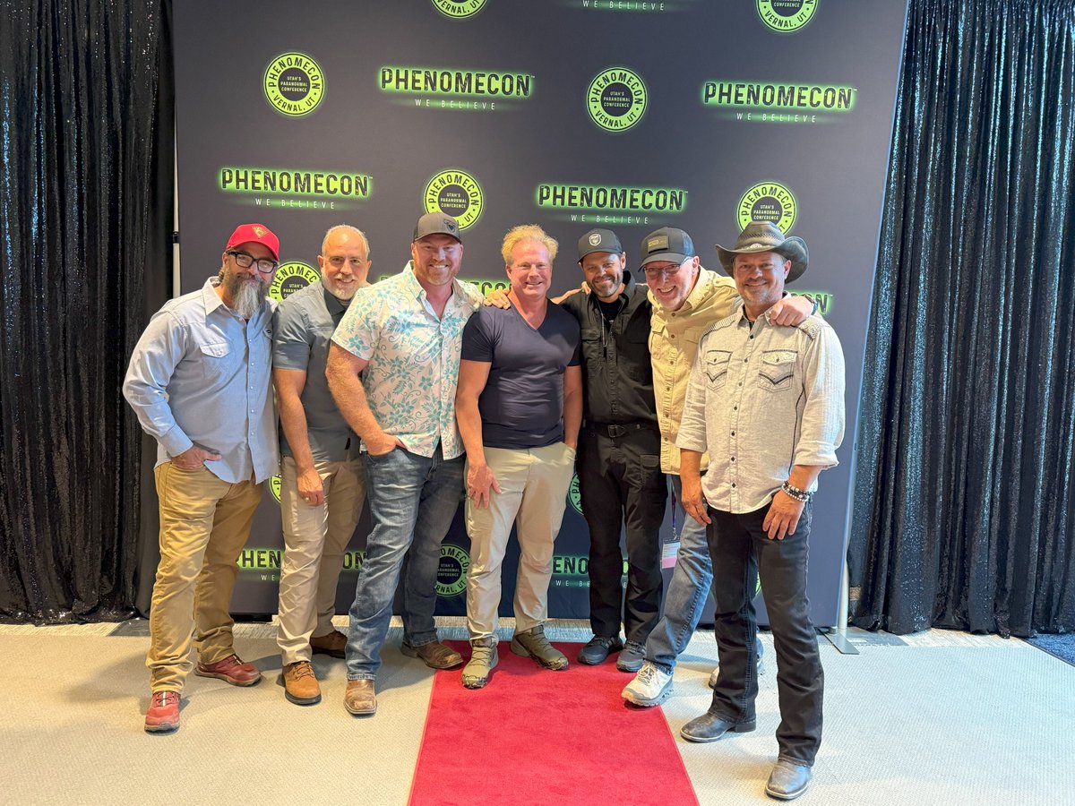 Good times with some friends of mine at #phenomecon last night in Vernal UT

#skinwalkerranch <a href="/BrandonFugal/">Brandon Fugal</a> <a href="/ThomasWinterton/">Thomas Winterton</a> <a href="/KalebBench/">Kaleb Bench</a> <a href="/jaystratton/">Jay Stratton</a>