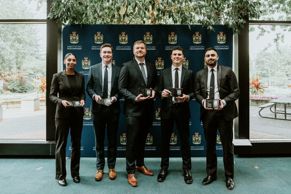 🚨 Big day at AbbyPD! We're proud to welcome five outstanding new recruits who were officially sworn in yesterday. Next stop: JIBC Police Academy for training. Congratulations and welcome to the team! 👮‍♀️👮‍♂️ <a href="/AbbyPoliceDept/">Abbotsford Police Department</a>