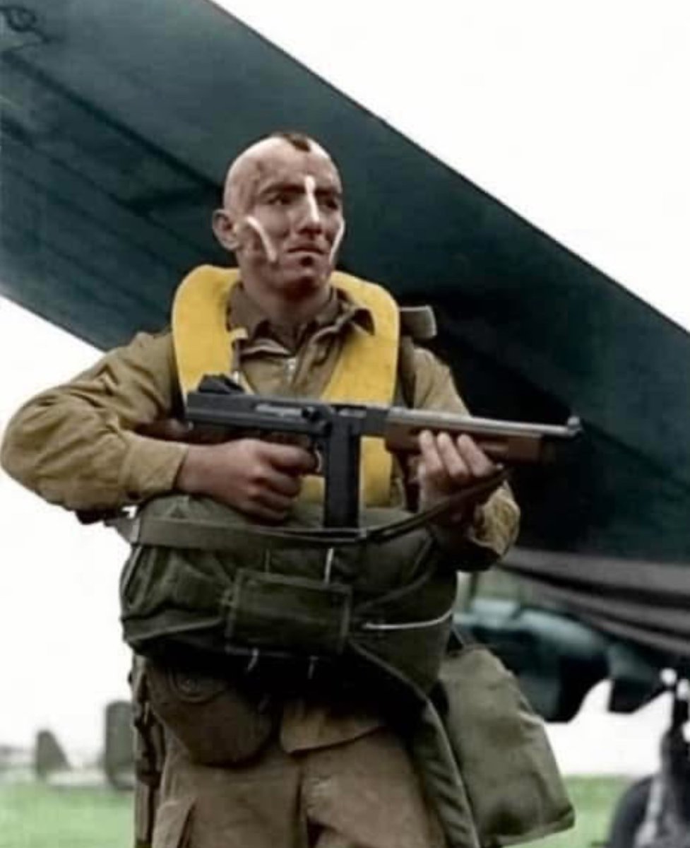 Had the Germans known that 1st Sgt. Jake McNiece of the 101st Airborne was nicknamed “McNasty” they would have waved the white flag on D-Day.

-4 combat jumps 🪂
-4 Bronze Stars 🎖️
-2 Purple Hearts 💜
- Legion of Honor 🇫🇷