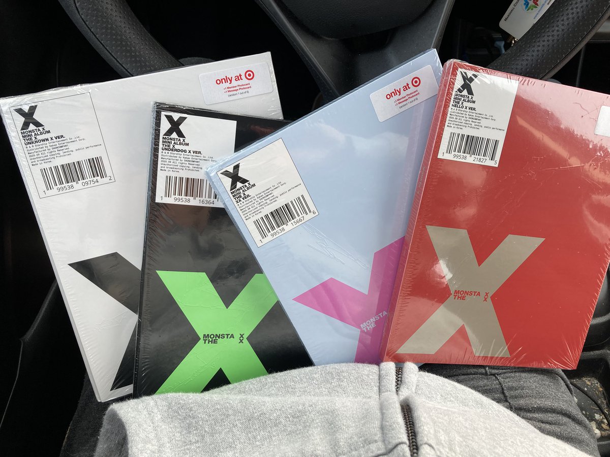 IWantMoreLife's tweet photo. The goods have been secured. Pray for the best Joohoney pulls.
@OfficialMONSTAX #MonstaX #TheX #MonstaXTheX #Monbebe https://t.co/aIWfc3Tgdf