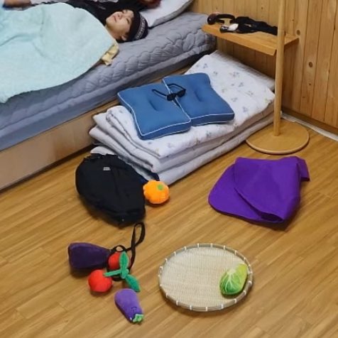 김운학 가지 고이 접어둔게 너무 웃김