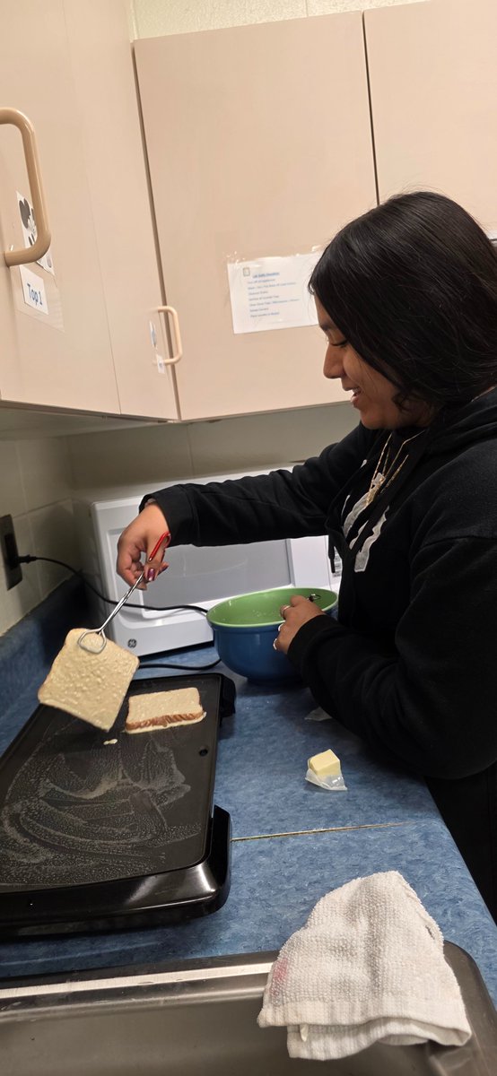 WHS FACS students learned to use the griddle this week and make french toast! YUM!!! #WHSCTAE #1Woodstock #CTAEDelivers