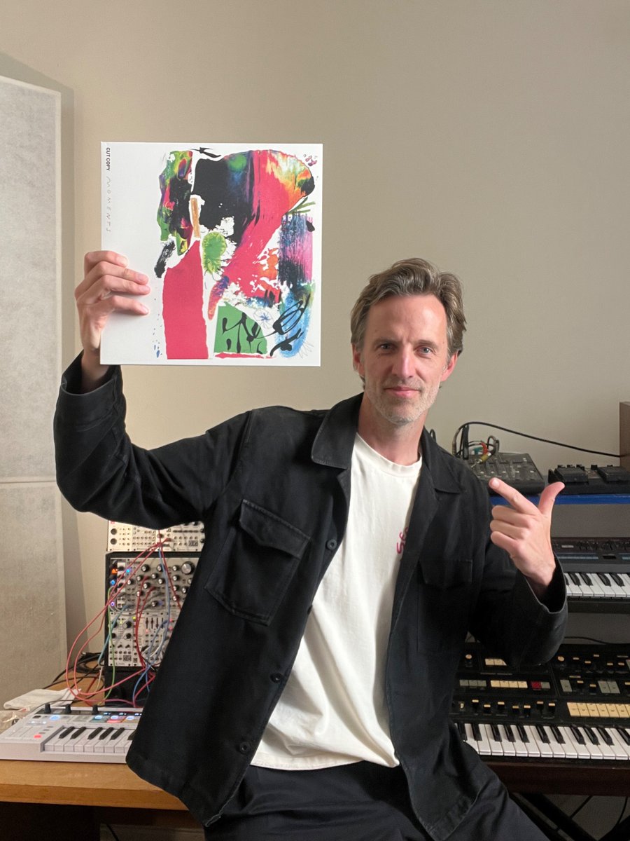 cut/copy tweet media