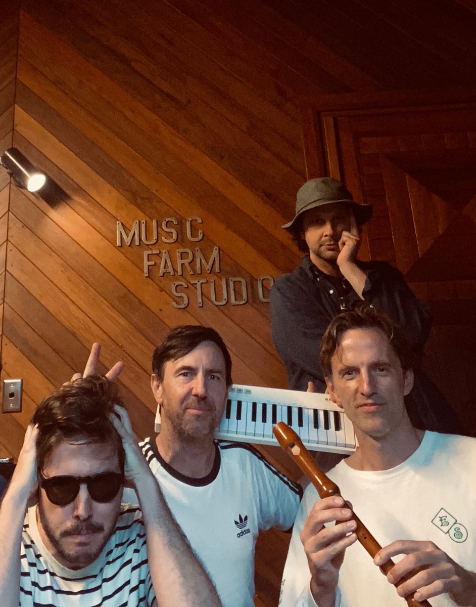 cut/copy tweet media