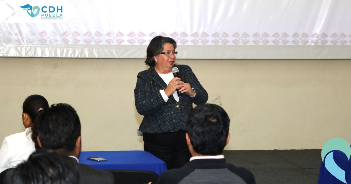 En la #CDHPuebla se llevó a cabo la capacitación “Responsabilidades Administrativas de las Personas Servidoras Públicas” , que reunió a los Órganos Internos de Control del Estado de Puebla.

La presidenta <a href="/IselaSanchezS/">Isela Sánchez Soya</a> entregó reconocimientos a las y los ponentes:

🔹 Adriana