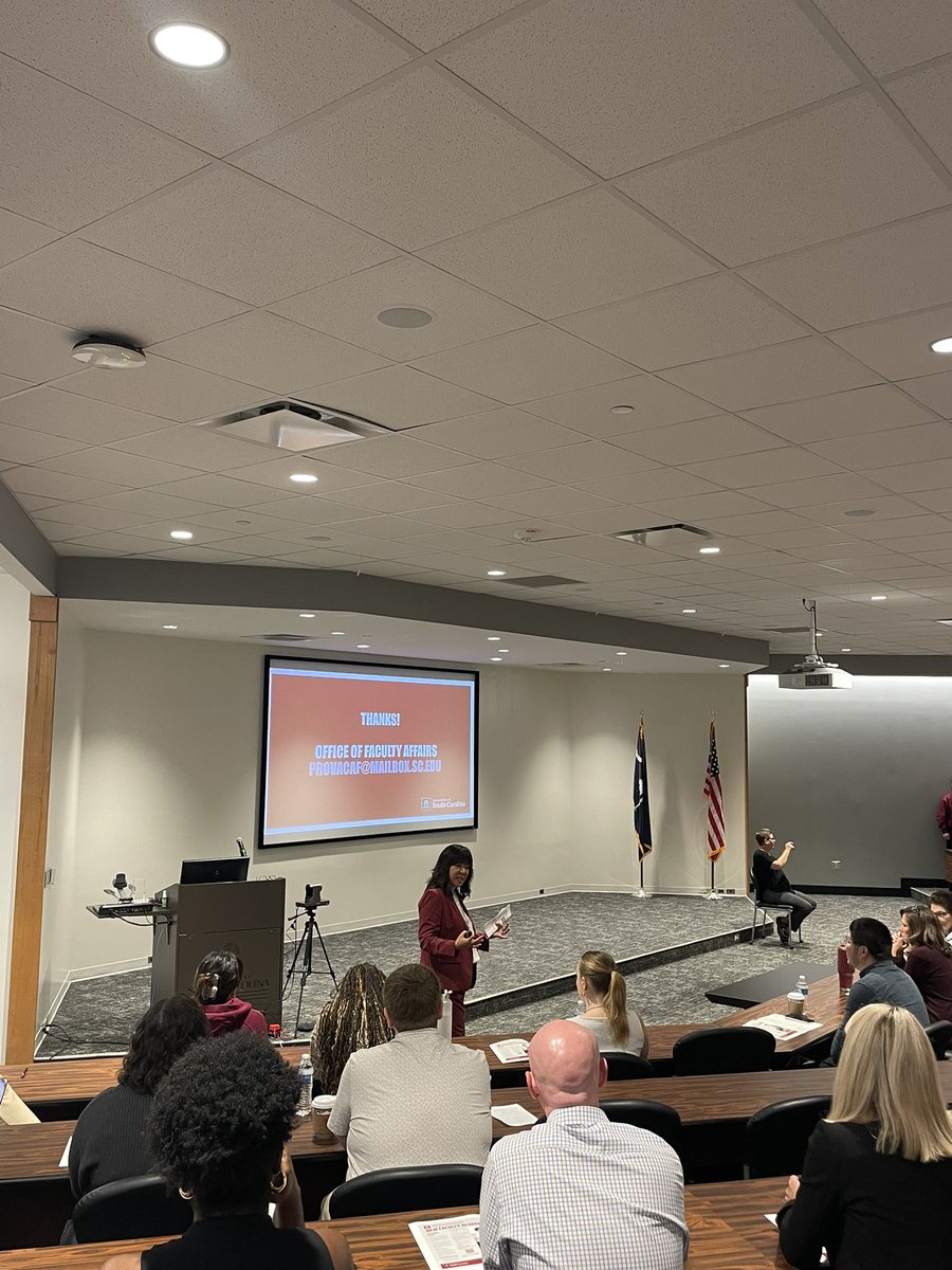 UofSC_CTE's tweet image. We had a wonderful time hearing from our esteemed faculty about joining the USC community and exploring the resources available to support our new colleagues. Thank you to Mary Anne Fitzpatrick, Jennifer Ng, and Matt Thatcher for sharing their time and valuable insights. #usccte