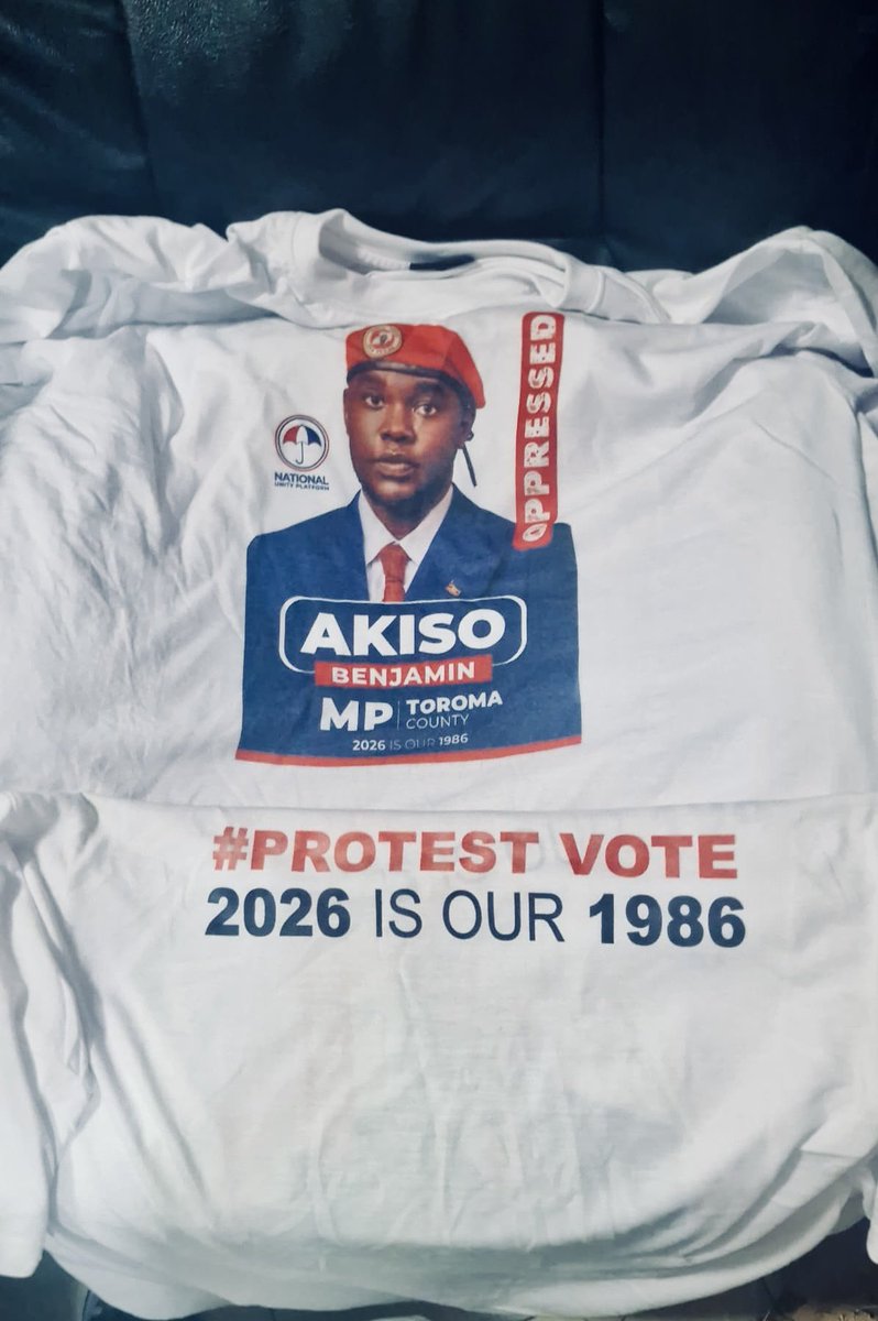 AkisoBenjamin's tweet image. Today, I had the pleasure of meeting Comrade Ashraf from @HomeBrandsLtd at Nasser Road SS Plaza. 

Iam deeply grateful for his generosity in designing 100 aprons and an additional 30 reflectors to support my candidature. 

Thank you Comrade Ashraf for your kindness and support.…