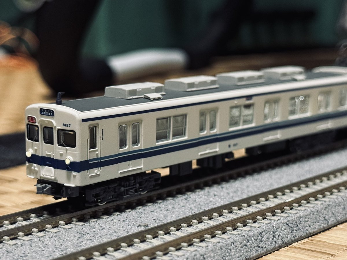 鉄コレ 東武8000系8127F+8509Fを走行可しました。 下回りは動力車を