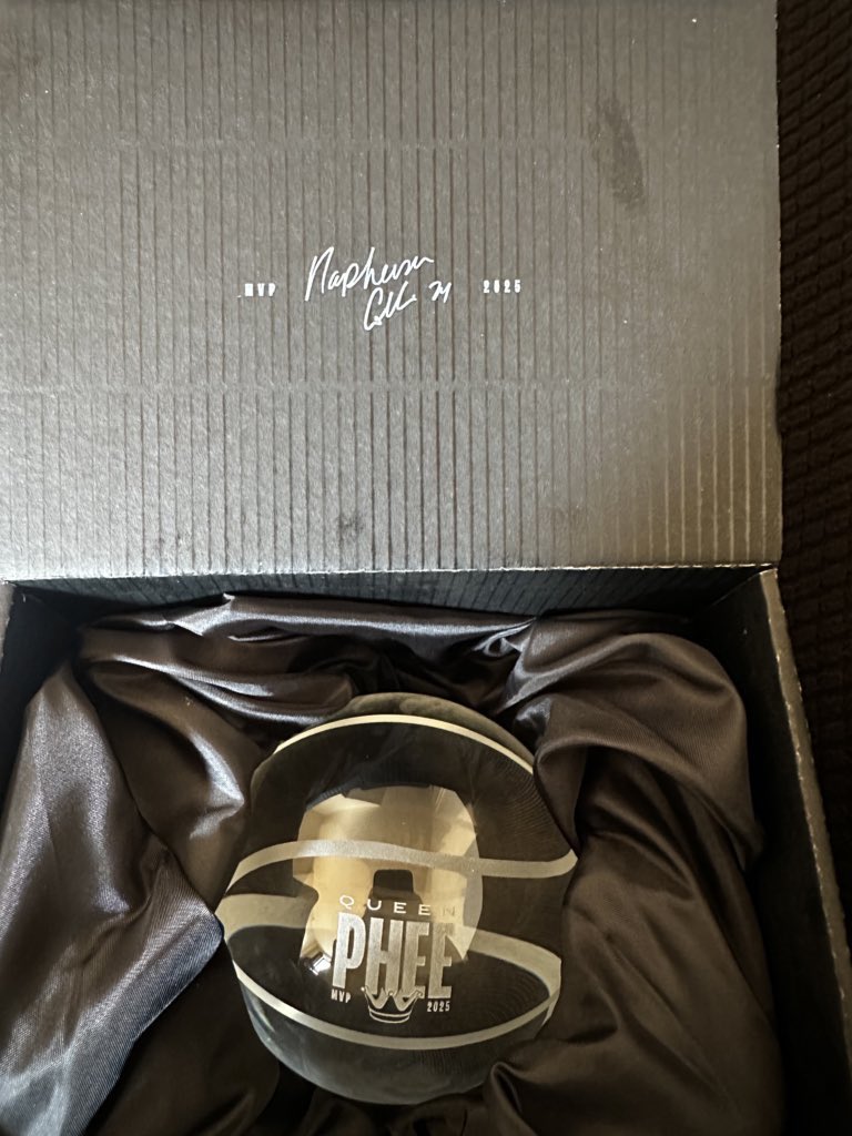 Khristina tweet media