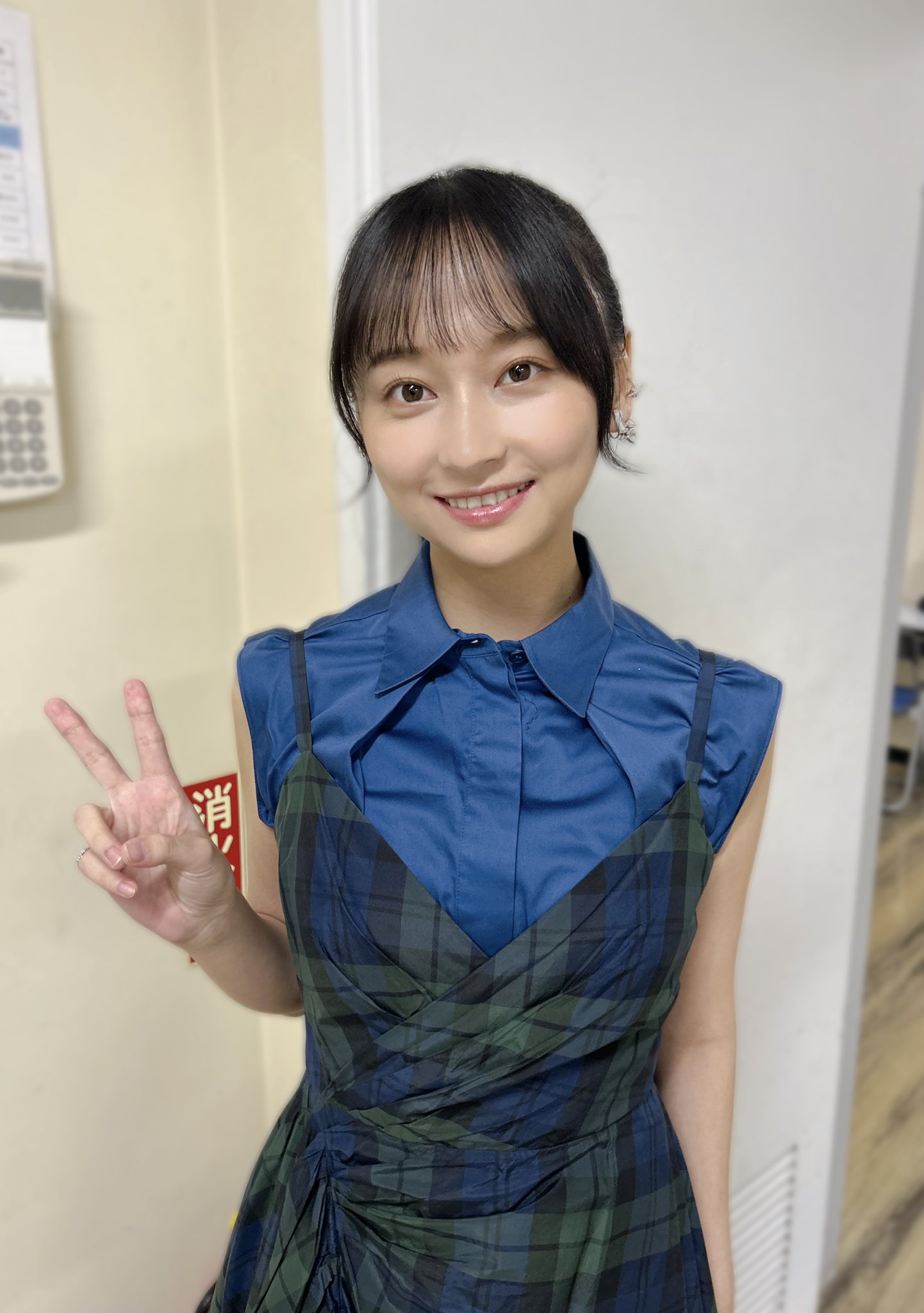影山優佳サインパネル Amazon.co.jp: 日向坂46 影山優佳 Platinum FLASH サイン入り