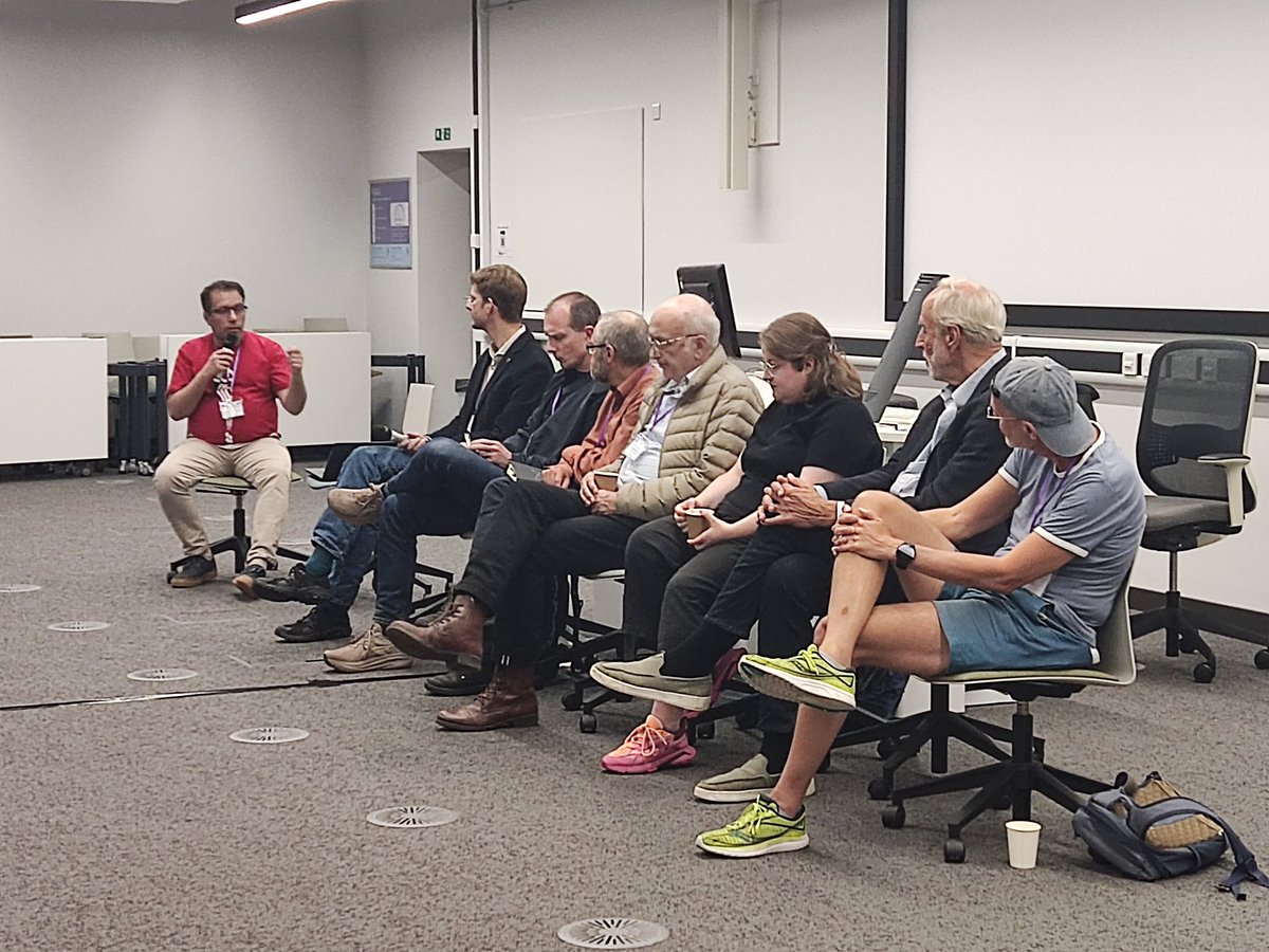 devjoniscience's tweet image. Panelists at #nibai2025
Interesting discussions on #ai and #naturalintelligence