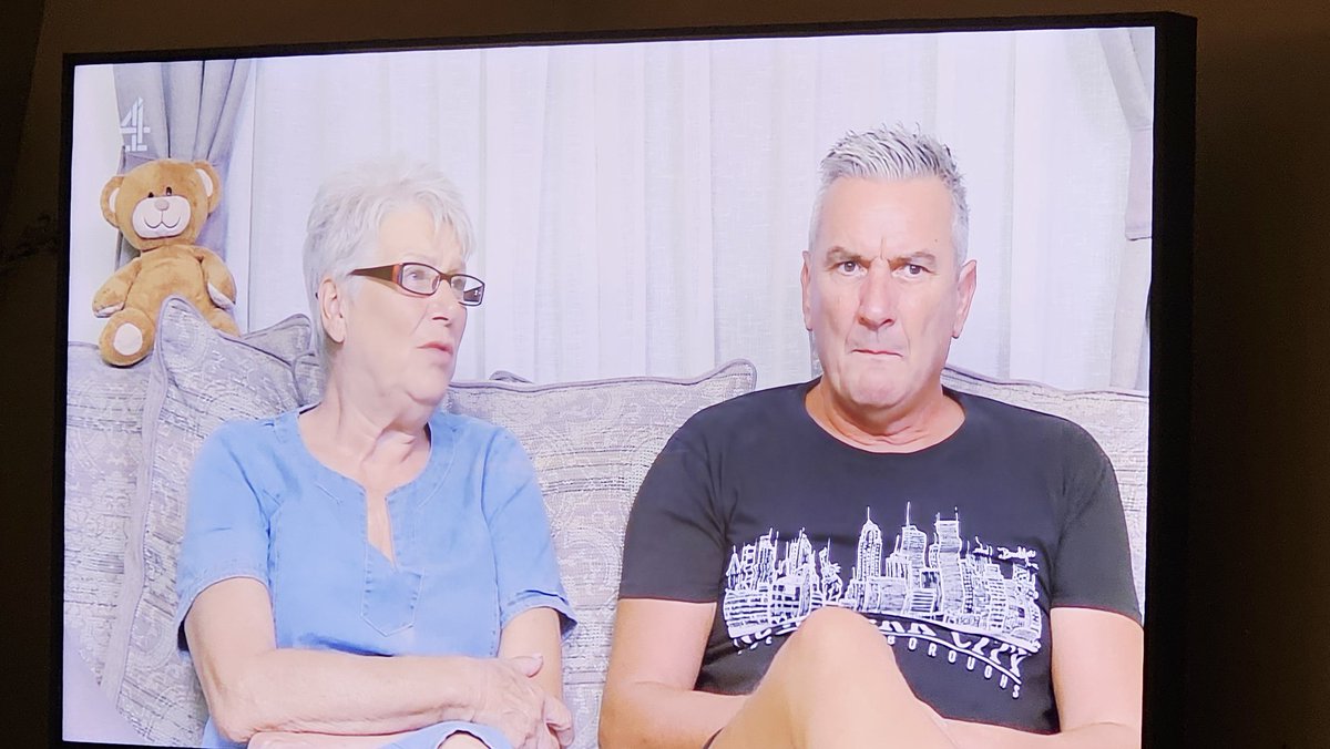 Spadey12's tweet image. #gogglebox only needs