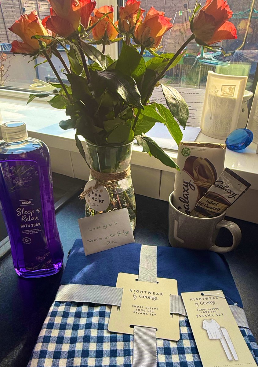 A chat with SLT reminded me I’m not alone in this journey! Juggling 2 young children, work, and an endless to do list on my first week as a teacher. My mum came over to tidy the house &amp; brought treats, and my partner came home with my faves after a week away. Feeling supported!💚