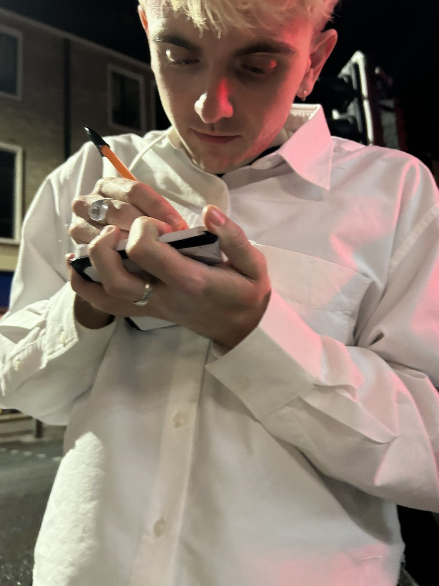 ycdmagic's tweet image. Artist