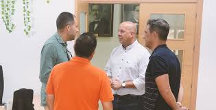 ❌ <a href="/Mengibar_FS/">Oleoinnova Mengíbar FS</a> - <a href="/CDElEjidoFutsal/">CD EL EJIDO FUTSAL</a> 
🙆‍♂️ No se puede disputar porque no se presentan los árbitros. #CTAFS no designo árbitros
🚐 700Km para nada del conjunto ejidense
🤚 Matías Caballero, no se puede abarcar todo. Designa un responsable y dedícate al futbol. El futsal es mas serio