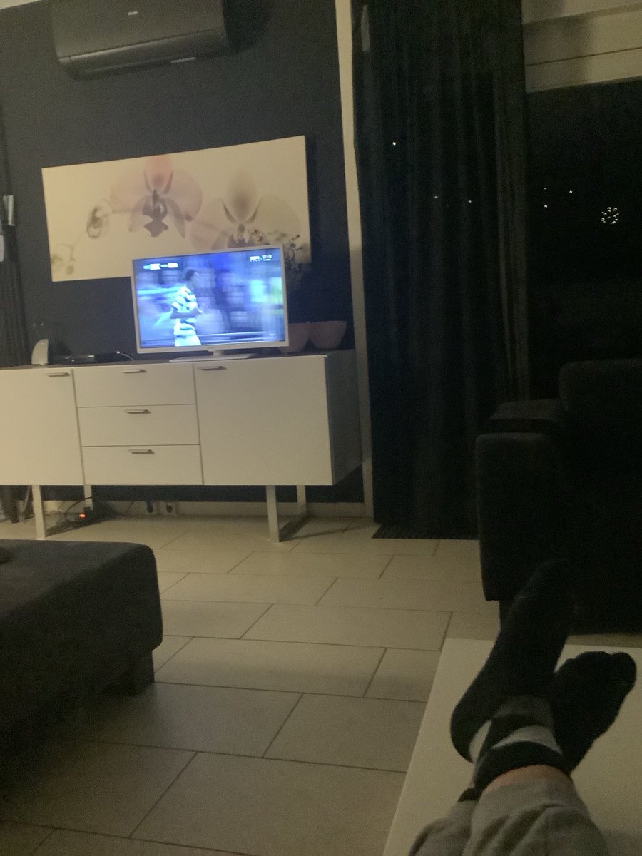 Kijk #Graemm. Je moet wat. Emmen niet slecht, Graafschap tandeloos. Die laatbloeier van Emmen , Pascal Mulder is wel een openbaring, nu in zijn tweede seizoen betaald voetbal. Zie hem nog wel stap maken naar Go Ahead, Pec, of Groningen