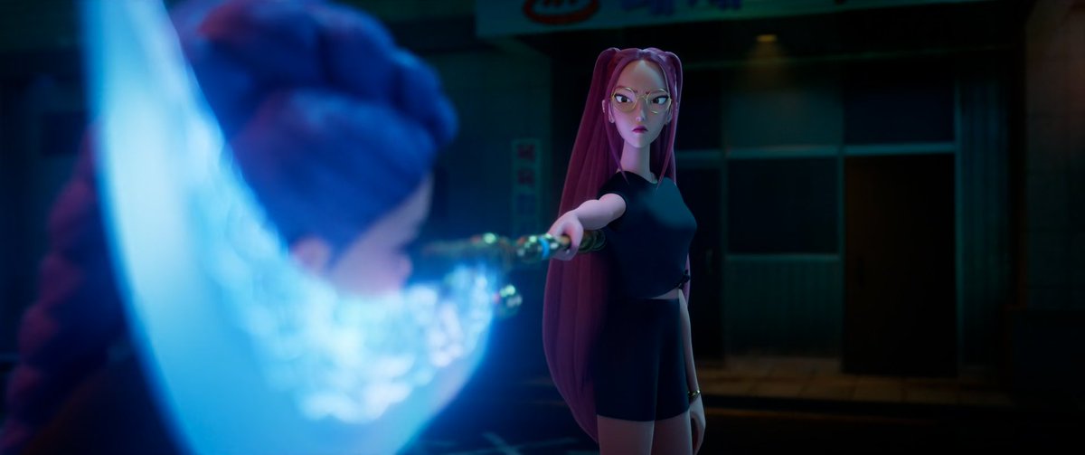 MIRA IS INSANELY CONFIDENT WITH THAT BLADE BEING SO CLOSE TO RUMI'S FACE