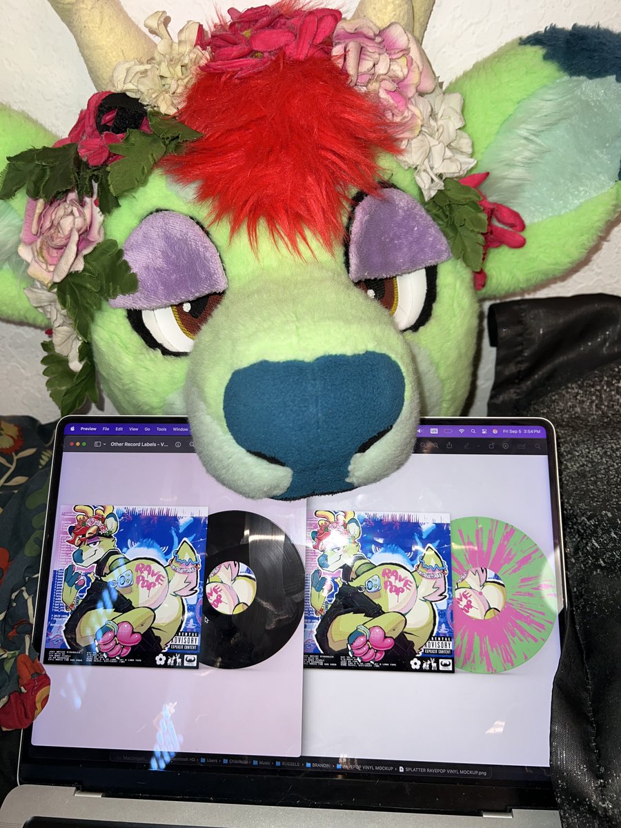 russelbuck 🐶 🎶 PERFORMING FURLUMINATI VEGAS, SAT tweet media