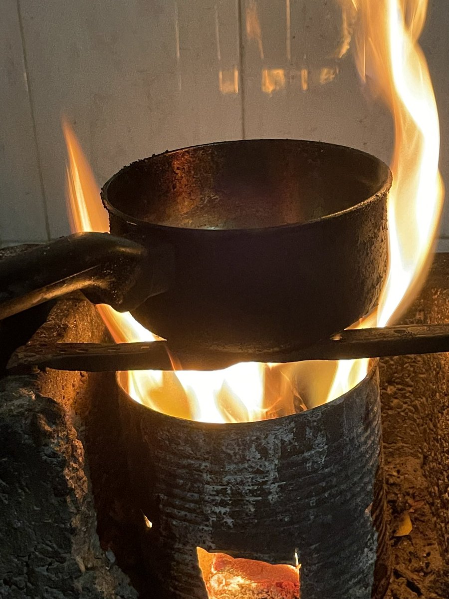 In the middle of the night, my children😔 woke up hungry. So I prepared some of the available food for them. Please share, share, and donate to continue providing some food.
👇🏻👇🏻
gofund.me/aef1fcae