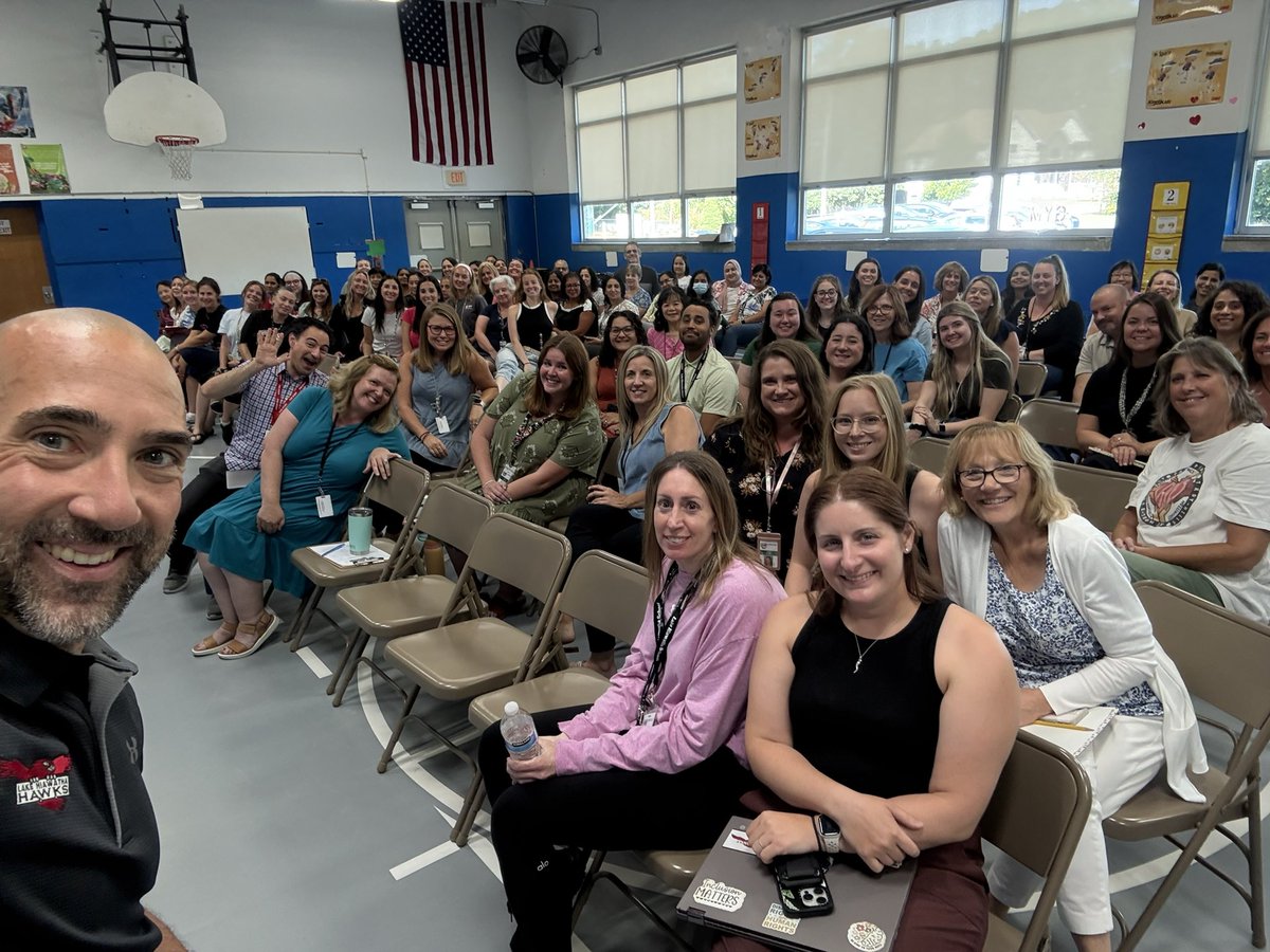 An amazing first week in the books! ❤️✨ Grateful for our students, staff, and families who made the start of the year so positive. Here’s to a great 180 days ahead! 📚🌟
#LakeHiElem
