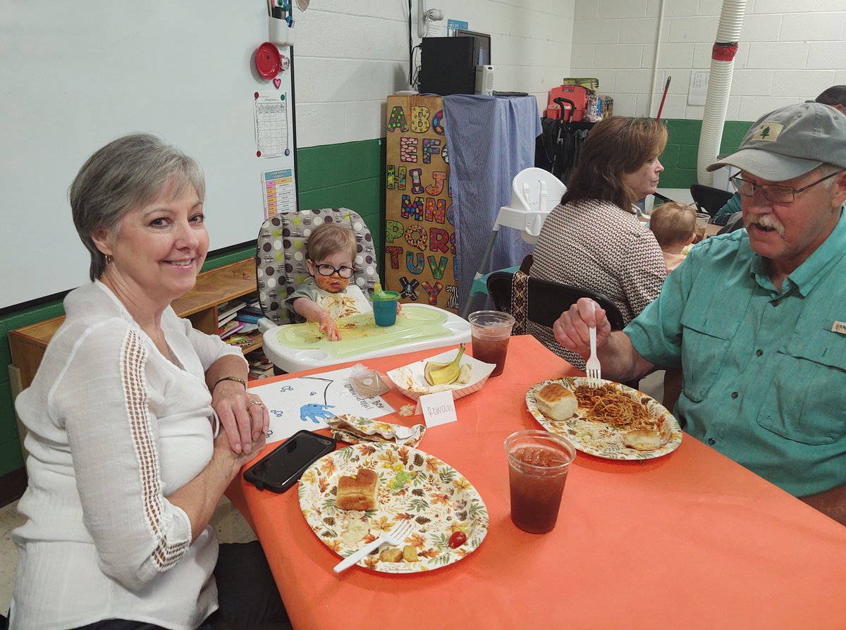 Cheatham Schools (@ccboe) on Twitter photo Our Harpeth Middle School employee daycare hosted a Grandparents Day luncheon today. Everyone enjoyed a delicious homemade meal and had plenty of fun! #ccsdtn Our Harpeth Middle School employee daycare hosted a Grandparents Day luncheon today. Everyone enjoyed a delicious homemade meal and had plenty of fun! #ccsdtn