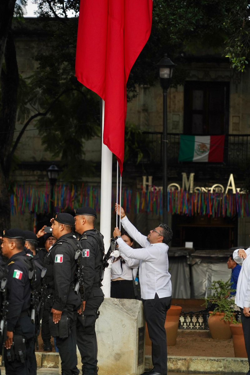 Esta mañana tuve el honor de encabezar la ceremonia de izamiento de la Bandera Nacional, en el marco de las actividades del mes de septiembre, #MesDeLaPatria, que este año rinde homenaje a las Mujeres de la Transformación.