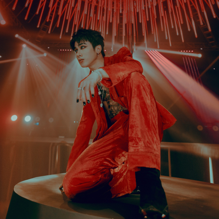 KuyaSky_88's tweet image. JoKen in red and black 😌

@SB19Official #SB19
#joken #jokentwt