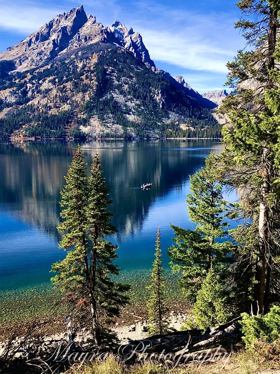 A little TL cleanser… my photograph from Jenny Lake in Grand Teton, Wyoming. 💙
#FridayVibes #PhotographyIsArt