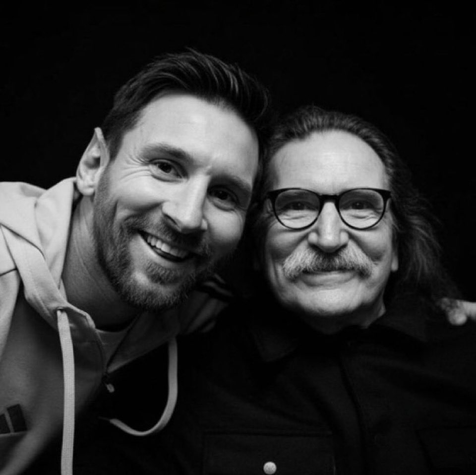 Por alguna razón, V A L V ᴱ se olvidó por completo de incluir este fondo de  pantalla en su sitio web, así que aquí está (en los comentarios está el  enlace, image size:960x958