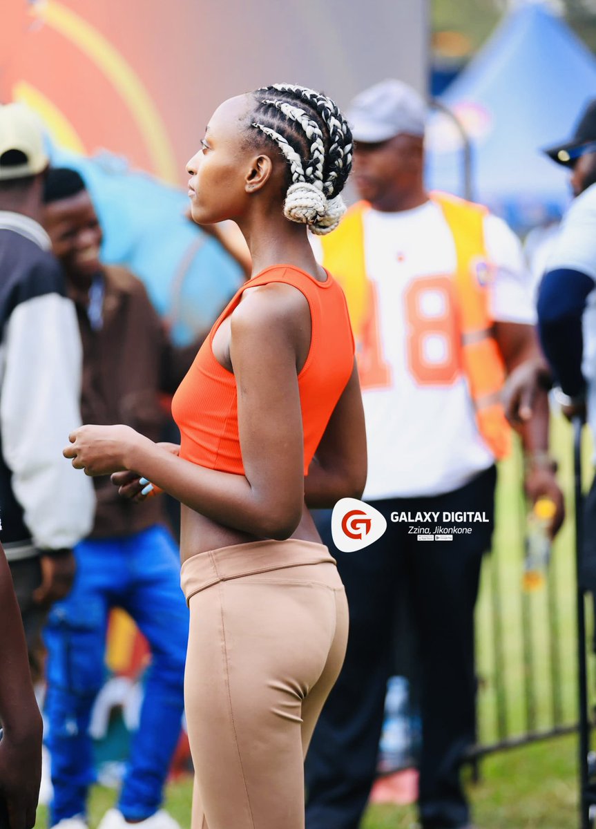 100.2 Galaxy FM Zzina! tweet media