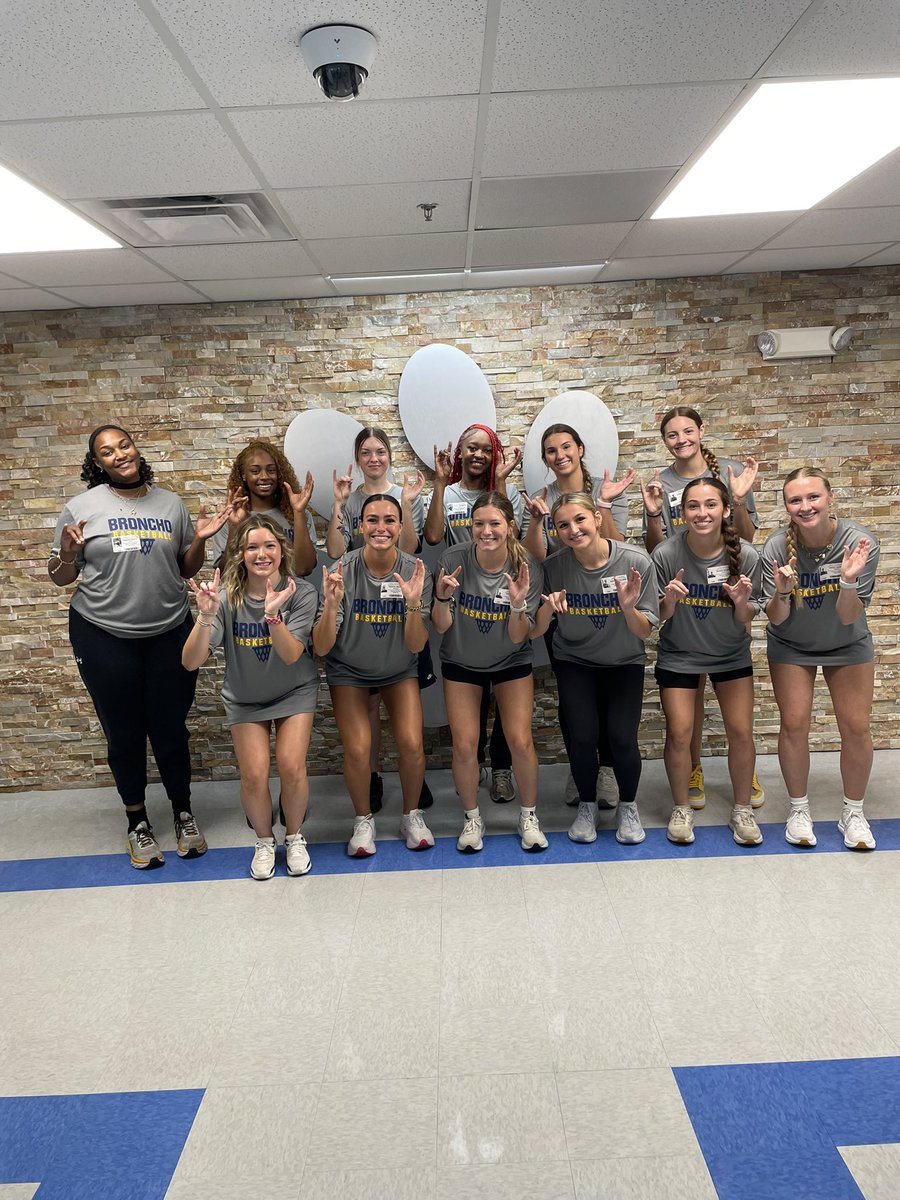 UCO Women's Basketball tweet media