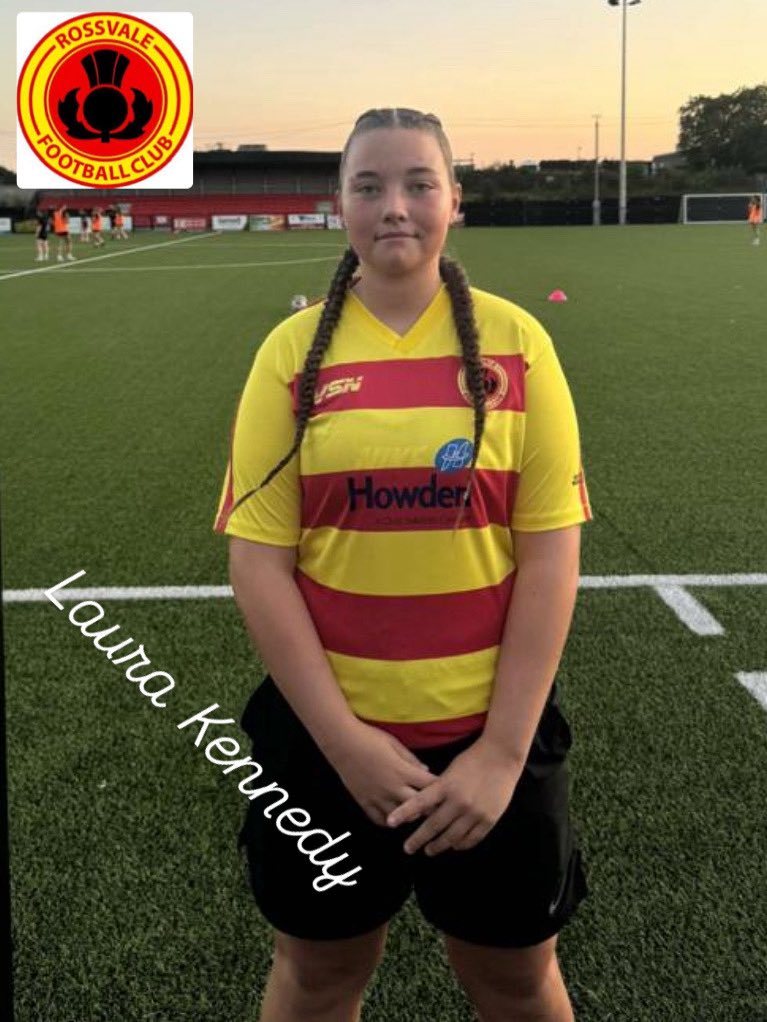 Player News ✍🏻 
We’re delighted to announce that Laura Kennedy has signed with Rossvale Reserves for the 2025/26 season! 💛❤️💙

👕 Player Kit Sponsorship is now available for Laura. 

Message the page for more details. 

#WeAreRossvale
#RossvaleWomenFC
#2526Season
