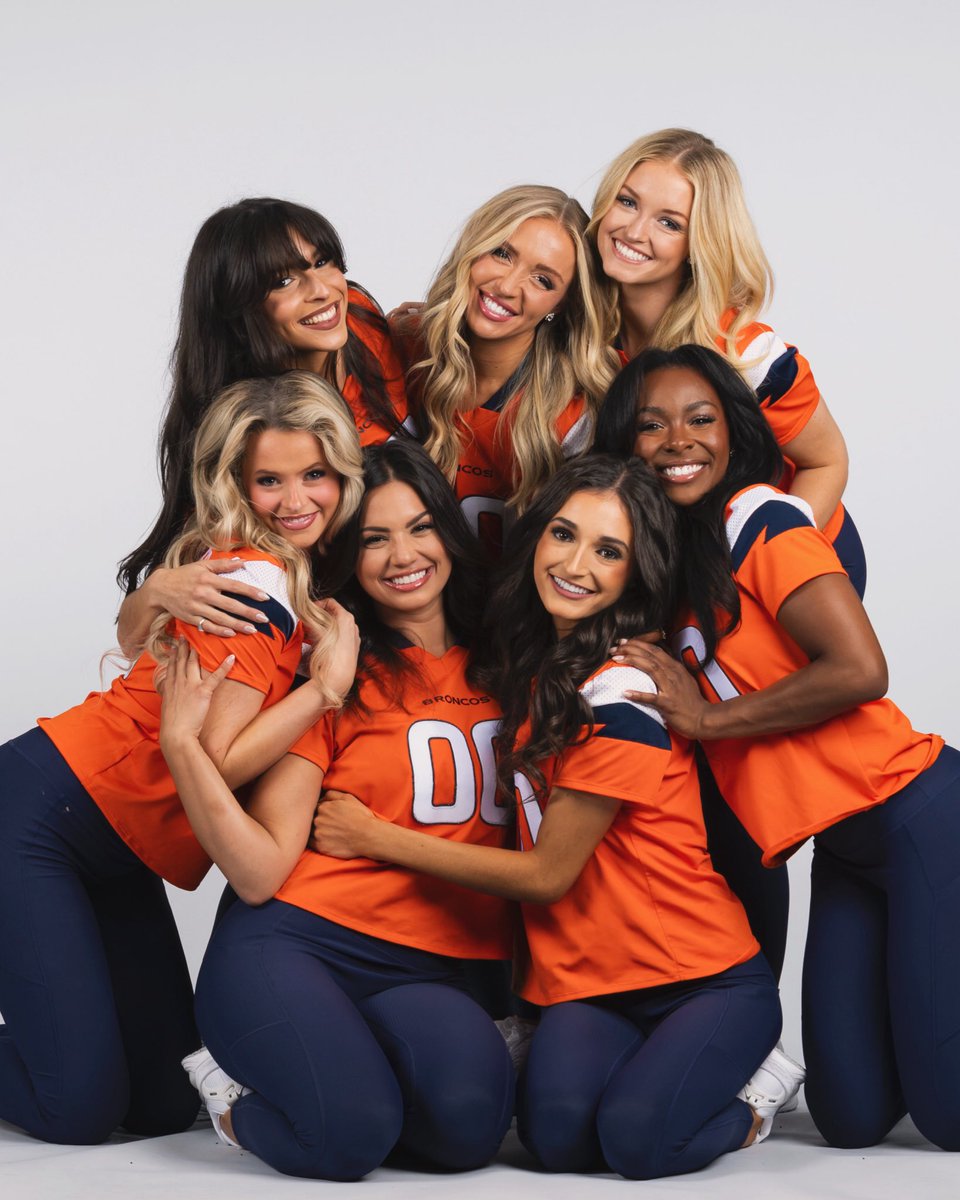 Happy {first} Orange Friday to all who celebrate! 🧡🏈🎉